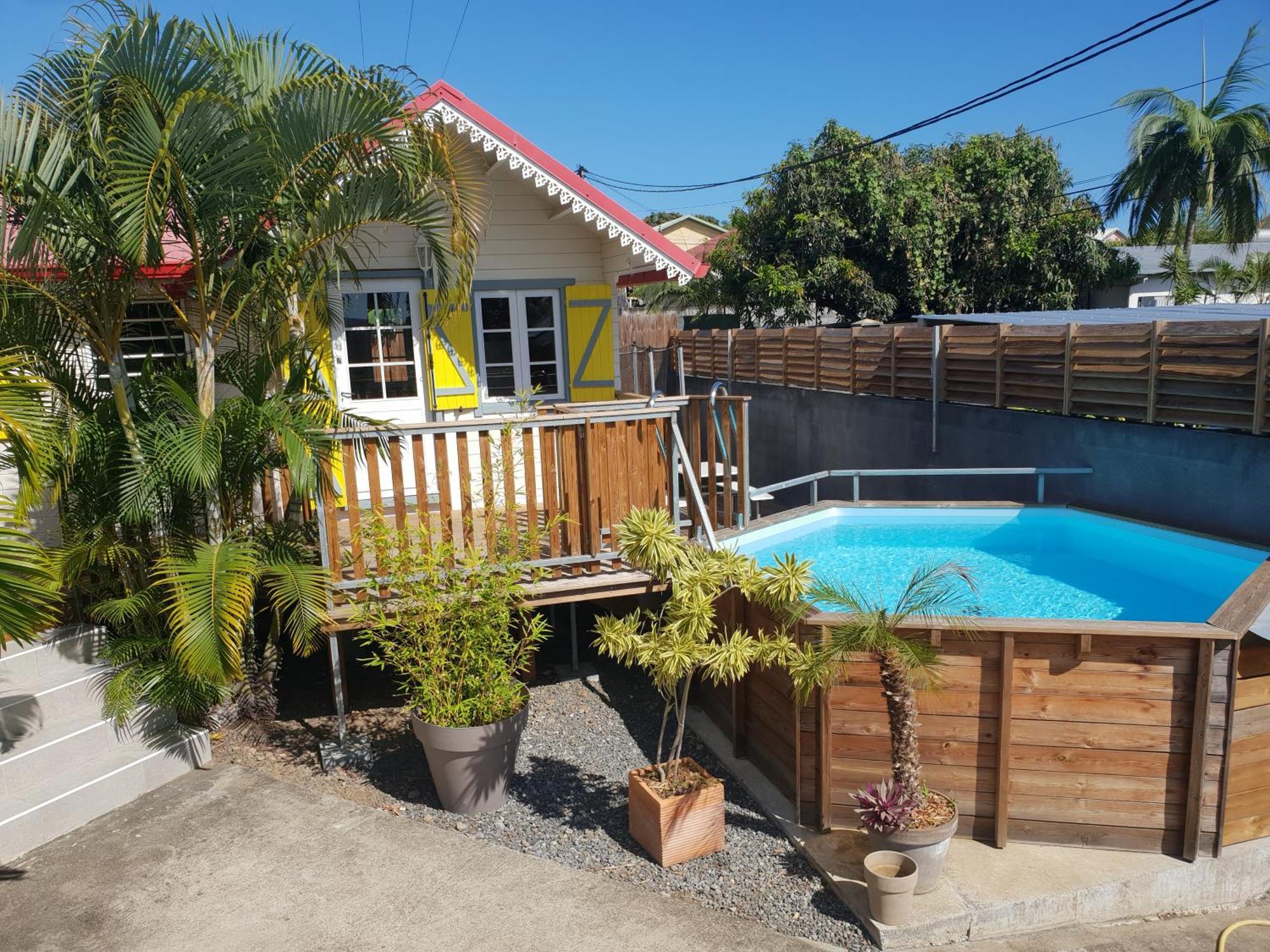 Bungalow Des Papayes Saint-Louis Exterior photo